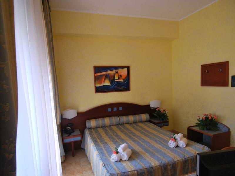 Hotel San Giuseppe - Cityhotel 卡坦扎罗 外观 照片