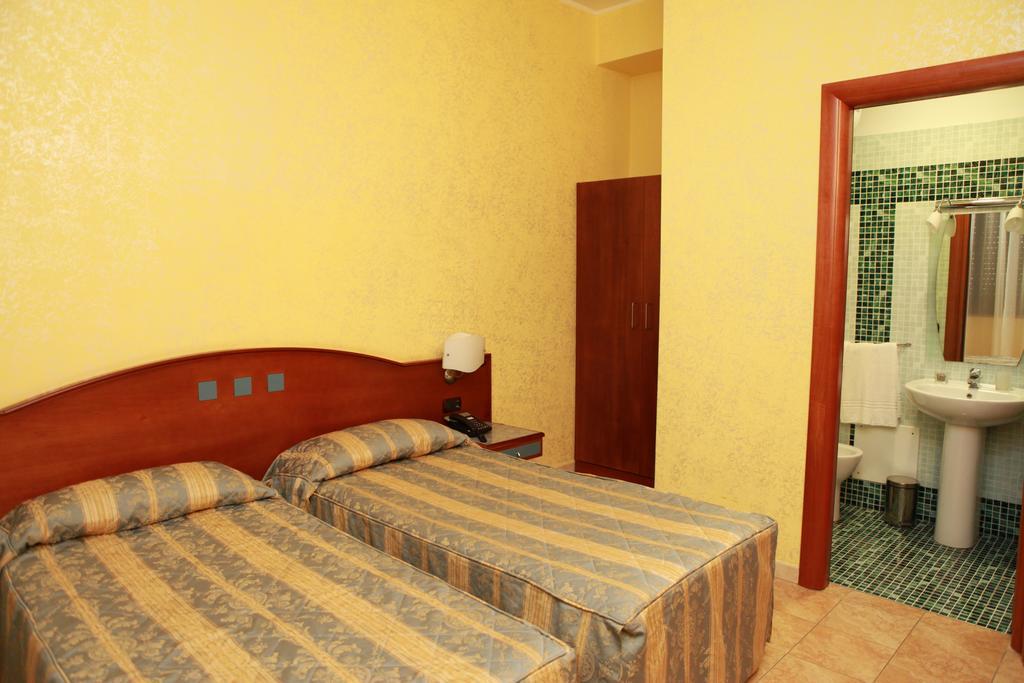 Hotel San Giuseppe - Cityhotel 卡坦扎罗 外观 照片